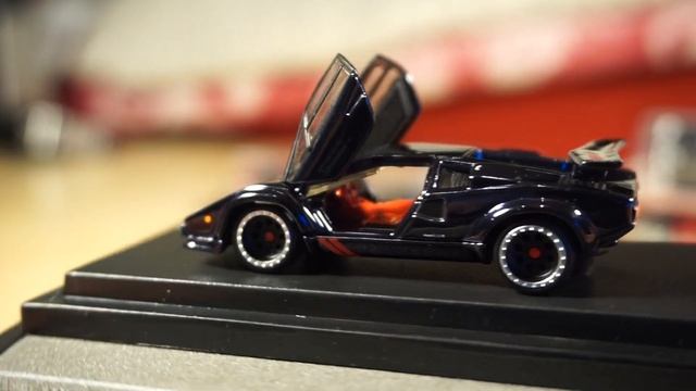20200612 - Diecast Finds-RLC Black Countach, RLC RWB, F&FPremium, CC Off road, MBX Superfast, GLGul смотреть онлайн