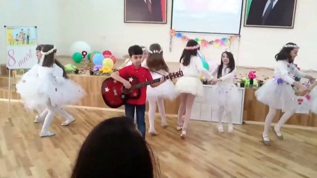 С праздником милые дамы.Школа 247 смотреть онлайн
