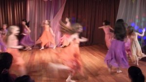 В пещере горного короля Dance-o-Dora