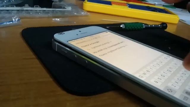 Экран iphone 5s живёт своей жизнью. смотреть онлайн
