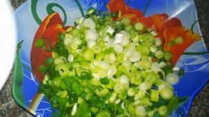 Салат с Зеленым луком и сыром. Быстрый и вкусный салат.