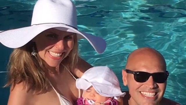 Mia - 3 Months смотреть онлайн