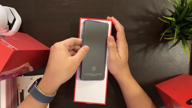 Unboxing Oneplus 8 Pro Ultramarine Blue 12/256 GB Indonesia смотреть онлайн