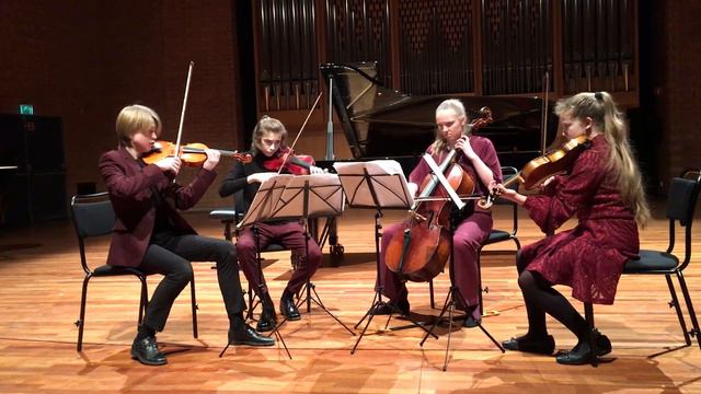 Quartet Saphir Shostakovich String Quartet no 8, mvt 2 смотреть онлайн