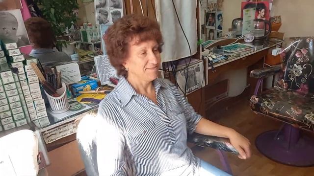 Сделали химическую завивку .Уложили волосы щипцами. смотреть онлайн