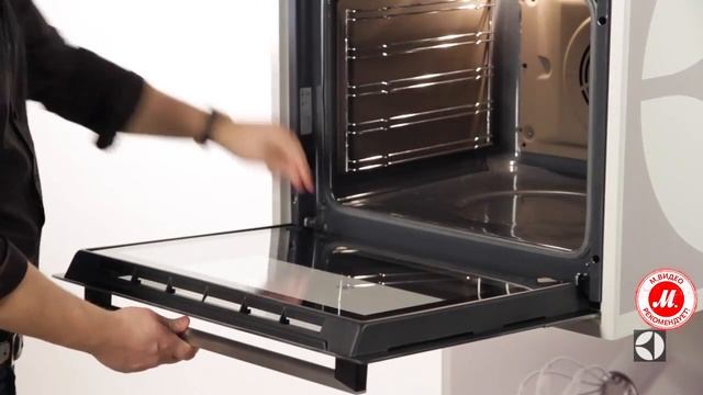 Духовой шкаф Electrolux EOB93401BX смотреть онлайн