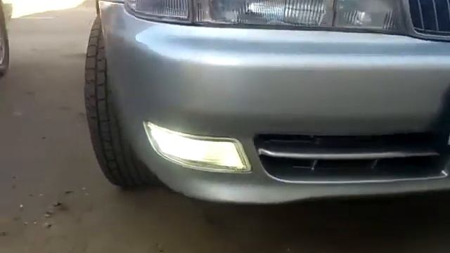 переделка нижних повторителей поворота под ксенон (вид днем) Toyota Chaser JZX90 смотреть онлайн