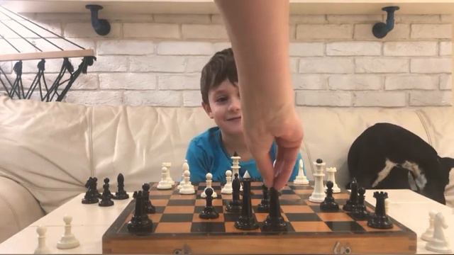 Месяц без гаджетов-12. Ход конем смотреть онлайн