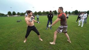 Ингуш и Чеченец против 2 француза