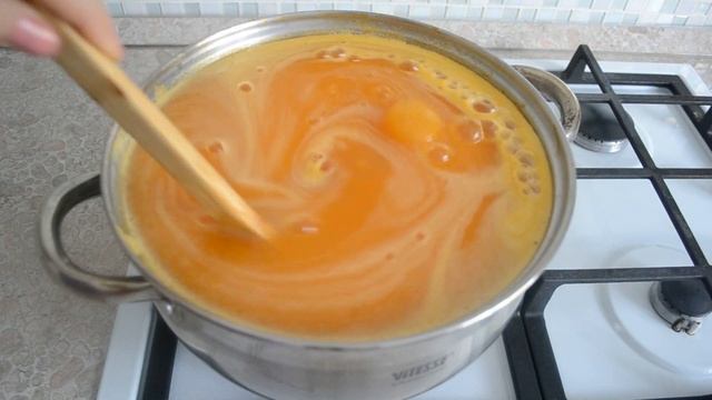 Заготовки на зиму. АБРИКОСОВЫЙ СОК с мякотью на зиму БЕЗ соковыжималки! смотреть онлайн