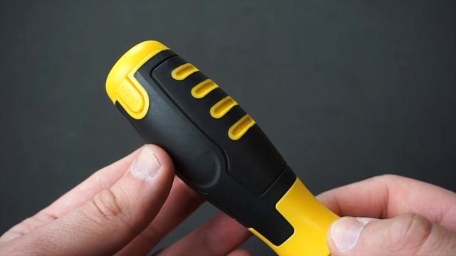 ТРЕЩОТОЧНАЯ ОТВЕРТКА С БИТАМИ / НАБОР 13 В 1 / BERGER BG1071 смотреть онлайн