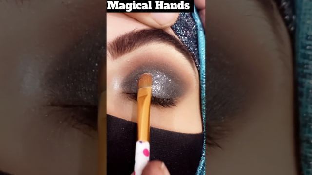 Glitter Smokey Eyemakeup #shorts #youtubeshorts #makeup #trending #viralhacks #asmr#eyeshadow#foryo