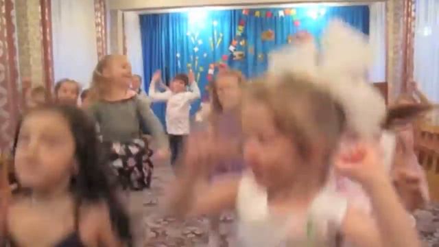 ДЕТСАД 23 ФЕВРАЛЯ 720p смотреть онлайн