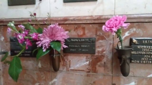 Pamela Susan Courson Morrison - Graveside Visit