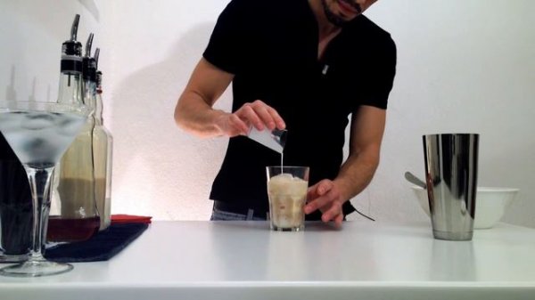 Raffaello Cocktail Tutorial | Drink Corner