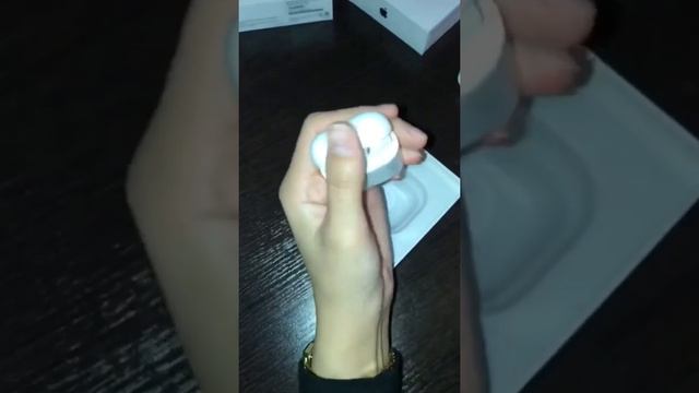 Обзор AirPods смотреть онлайн