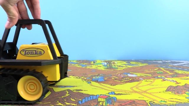 Tonka Construction Dump Truck and Bulldozer Clear All the Sand Away | Funrise Toys UK ADVERTISEMENT смотреть онлайн