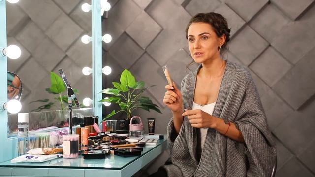 Макияж под уютный стиль хюгге. Бьюти тренд 2019 от Запорожской Анны. Космо Бьюти. смотреть онлайн