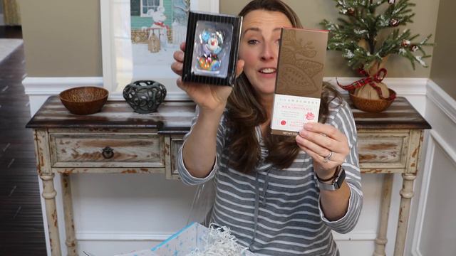 Mickey Monthly Unboxing Disney Monthly Subscription Box January 2017 AND 100 Subscribers Giveaway!