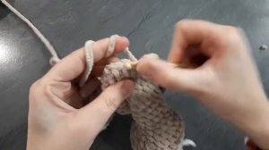 Вязаная  собачка крючком , как связать собачку крючком