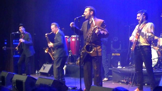 COME BACK TO SORRENTO (SURRENDER )- DANI NEL·LO Y LOS SAXOFONISTAS SALVAJES 2018-01-27 BARCELONA смотреть онлайн