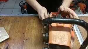 Не поступает масло на цепь китайской бензопилы,замена червяка маслонасоса.