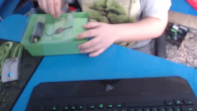 Unboxing.Обзор мышки Razer naga Hex. смотреть онлайн
