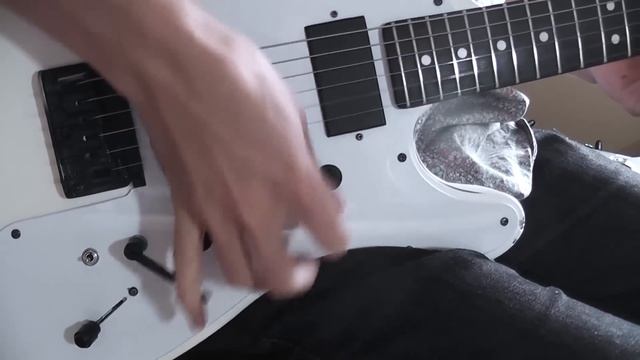 5 Iconic Muse Sounds // Synth Guitar Demo // смотреть онлайн