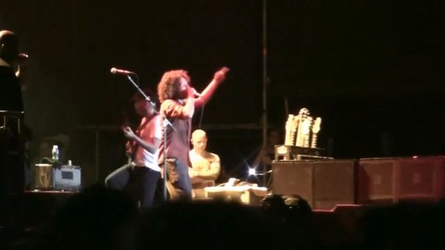 Rage Against The Machine - Bulls On Parade - Pepsi Music 2010 смотреть онлайн