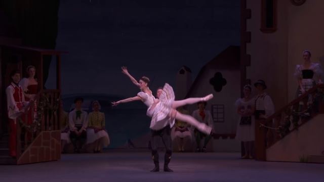 Coppélia Act III pas de deux (Marianela Nuñez, Vadim Muntagirov; The Royal Ballet) смотреть онлайн