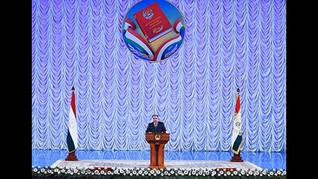Конституция Таджикистана признана одной из лучших в мире смотреть онлайн