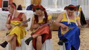 говорила мама мне про любовь обманную