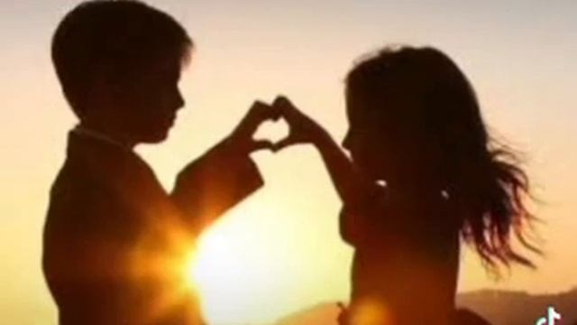 музыка:Говорком Максим...стихи-Эдуард Асадов... смотреть онлайн