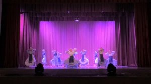 «На улице дождик» народный стилизованный танец