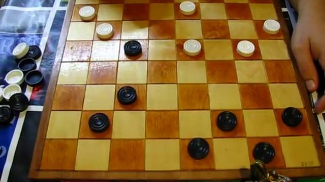 Как играют юные шашисты. Дебют "Отыгрыш". Шашки. Ошибки и комбинации. Творчество. Art. смотреть онлайн