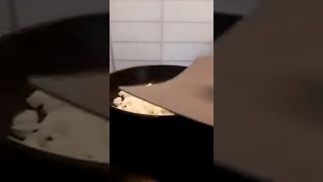 Соус/Жаркое/Тушеная картошка с мясом смотреть онлайн