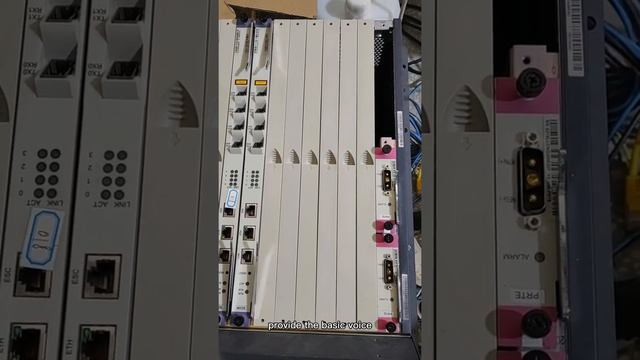 OLT EPON GPON SmartAX MA5680T Cabinet For FTTH/FTTB/FTTO смотреть онлайн