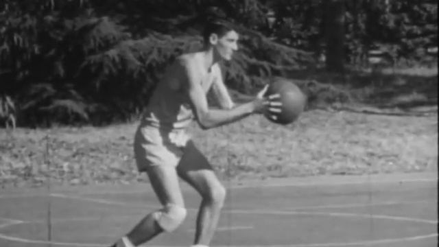 Ball Handling in Basketball (1946) смотреть онлайн