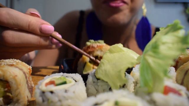 Mukbang Sushi | *Eating sounds* | Russian Mukbang смотреть онлайн
