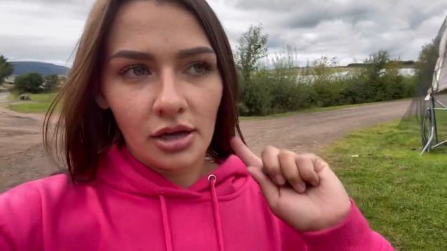 Рабочий день на ферме. Сбор клубники, голубики на ферме в Шотландии смотреть онлайн