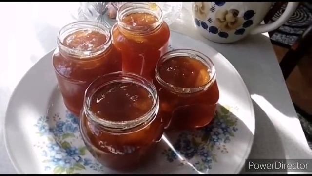 Фарфор и хрусталь с дачи поедут домой. Подскажите, чьё клеймо на фарфоре!! смотреть онлайн