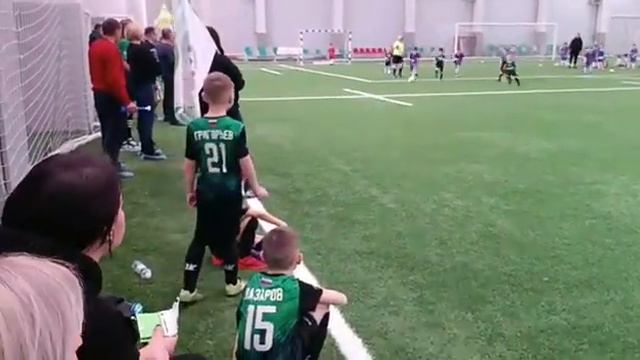 Первый турнир, и первая форма игрока с номером 77. смотреть онлайн