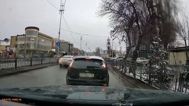 Н727УУ 126 Пятигорск Калинина проезд на Красный сигнал светофора смотреть онлайн