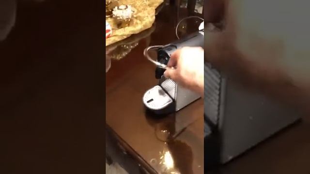 Nespresso Pixie - DeLonghi