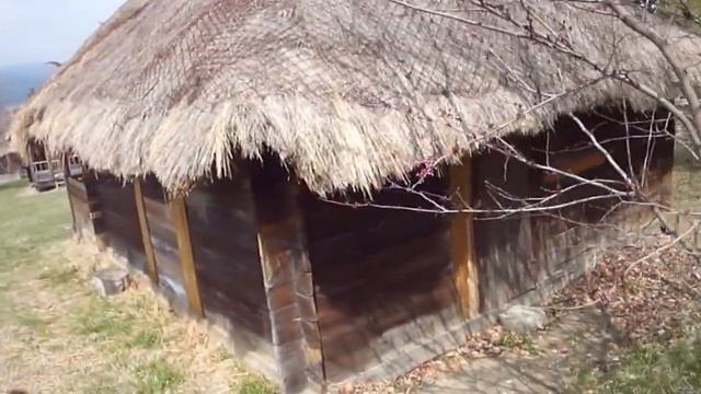 Традиционный старый деревянный дом в Грузии смотреть онлайн