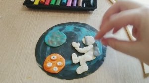 ДЕТСКИЕ ПОДЕЛКИ КО ДНЮ КОСМОНАВТИКИ. ??? ОТКРЫТЫЙ КОСМОС??? ЛЕПИМ ИЗ ПЛАСТИЛИНА.