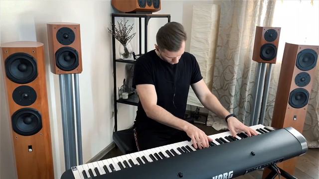 Aleksandr Murenko-Drums, Vitaliy Folomeev - Piano, Anton Davidyants - Bass. смотреть онлайн