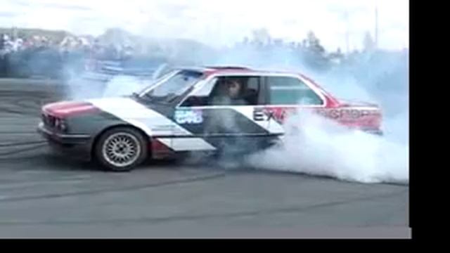 Чемпионат по дрифтингу в Тюмени 17.08.2008 года. Часть 1 (Championship on drifting in Tyumen Russia смотреть онлайн
