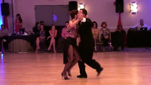 Esteban Moreno y Claudia Codega, Chicago Tango Week 2015, July 2-5 (3/4) смотреть онлайн