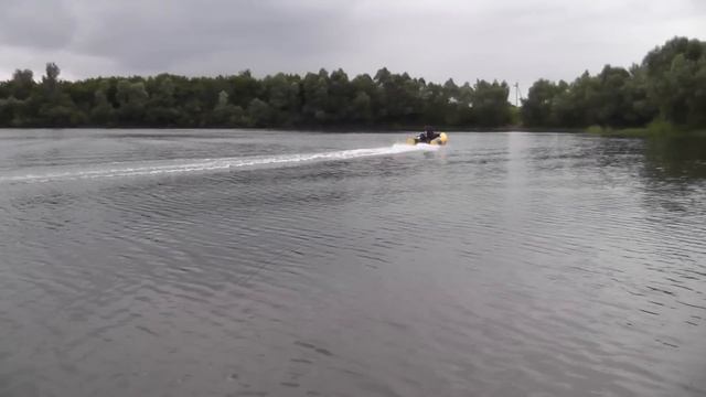 Лодка с НДНД АЭРО Атака 340 под Mercury 15M 4. смотреть онлайн